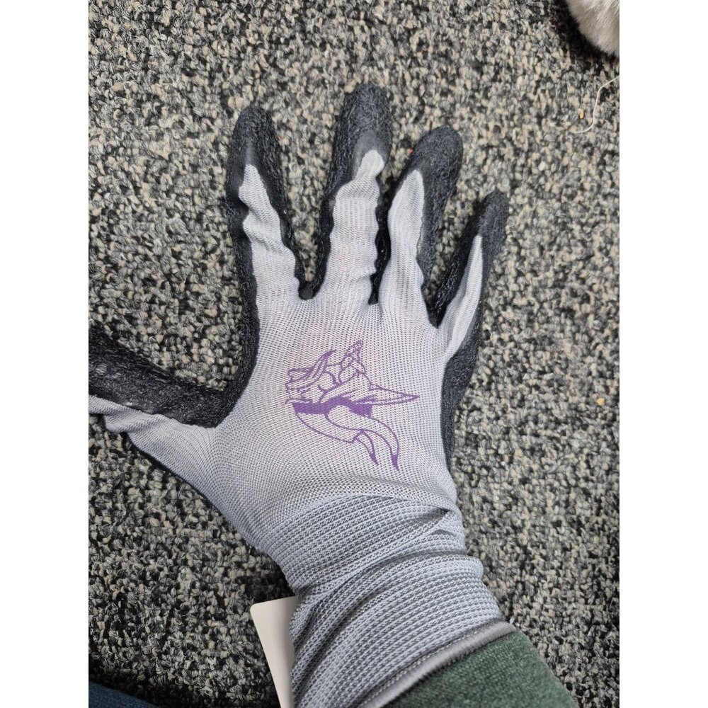 Minnesota Vikings NFL Work Gloves The Gripper One Size